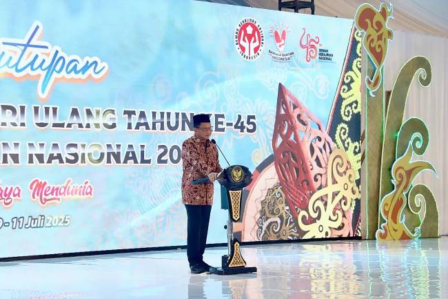 Menteri Dalam Negeri (Mendagri) Muhammad Tito Karnavian hadiri Hari Ulang Tahun (HUT) ke-45 Dewan Kerajinan Nasional (Dekranas) di Balikpapan, Kalimantan Timur, Jumat (11/7/2025). (ANTARA/HO-Kemendagri)
