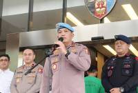 Kadiv Propam Polri Irjen Pol Abdul Karim (tengah) berbicara dalam konferensi pers di Gedung Propam Polri, Jakarta, Jumat (29/8/2025). (ANTARA/Nadia P Rahmani)
