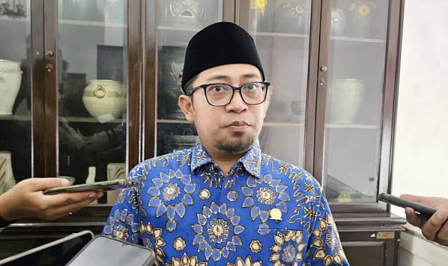Anggota Komisi II DPR RI, Muhammad Khozin ditemui di Balai Kota Malang, Kota Malang, Jawa Timur, Jumat (22/8/2025). (ANTARA/Ananto Pradana)