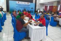 Pertandingan semifinal Kejuaraan Catur Cepat Beregu Gubernur Cup se Kalsel dalam rangka Hari Jadi Provinsi Kalsel ke-75 yang berlangsung di Gedung Bank Kalsel, Minggu (10/8/2025) siang.