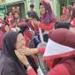 Antusiasme ibu-ibu komplek terlihat saat mengikuti berbagai lomba yang digelar panitia dari Sabtu (16/8/2025) hingga Senin (18/8/2025) (SuarIndonesia/HM)