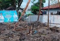 LOkasi proyek Pukesmas Cempaka Putih Banjarmasin Timur,, dua korban kejatuhan kayu, Rabu (20/8/2025) (SuarIndonesia/Ist)