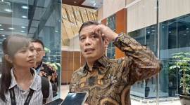 Direktur Utama (Dirut) PT Bank Tabungan Negara Tbk (BTN) Nixon LP Napitupulu saat diwawancarai seusai menghadiri Rapat Dengar Pendapat (RDP) dengan Komisi VI DPR, di Gedung DPR RI, Jakarta, Kamis (21/08/2025). (ANTARA/M Heriyanto)