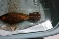 Mortir, yang ditemukan warga saat menyelam di sungai kuin tepatnya di Jalan Kuin Utara RT 10 Banjarmasin Utara, Minggu (24/8/2025) (SuarIndonesia/DO)