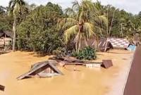Sejumlah rumah warga di Dusun Jakatan Masupa, Desa Tumbang Manyarung, Kecamatan Mandau Telawang, Kabupaten Kapuas, terendam banjir bandang, Rabu (20/8/2025). (ANTARA/HO-BPBD Kapuas)