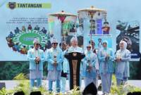 Peringatan Hari Jadi ke-75 Provinsi Kalimantan Selatan (Kalsel) di Kawasan Perkantoran Pemprov Kalsel di Banjarbaru Kamis (14/8/2025). (SuarIndonesia/Adv)