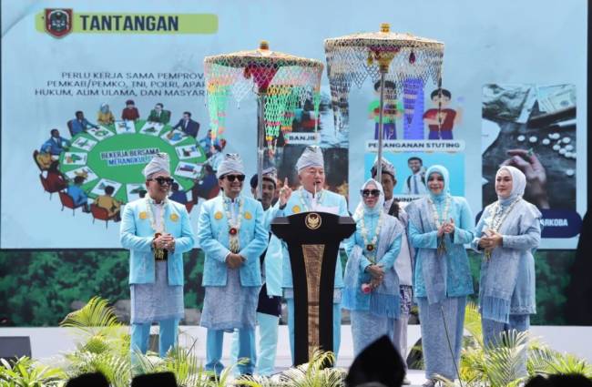 Peringatan Hari Jadi ke-75 Provinsi Kalimantan Selatan (Kalsel) di Kawasan Perkantoran Pemprov Kalsel di Banjarbaru Kamis (14/8/2025). (SuarIndonesia/Adv)