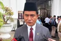 Presiden Prabowo Subianto menunjuk Menteri Koordinator Bidang Hukum, Hak Asasi Manusia, Imigrasi, dan Pemasyarakatan (Menko Kumham Imipas) Yusril Ihza Mahendra sebagai Ketua Komite Koordinasi Nasional Pencegahan dan Pemberantasan Tindak Pidana Pencucian Uang (Komite TPPU). (SI/ANTARA/Handout)