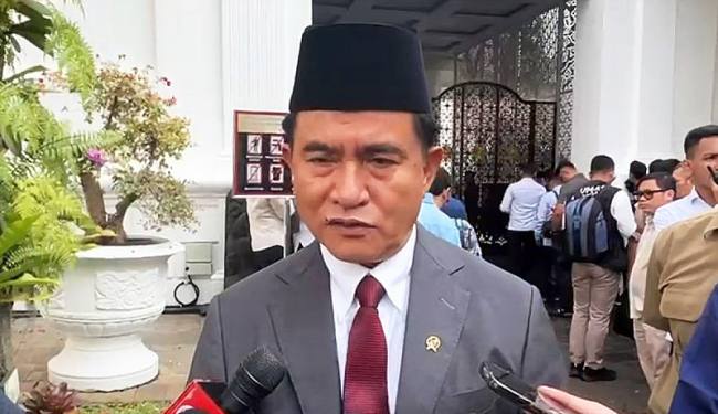 Presiden Prabowo Subianto menunjuk Menteri Koordinator Bidang Hukum, Hak Asasi Manusia, Imigrasi, dan Pemasyarakatan (Menko Kumham Imipas) Yusril Ihza Mahendra sebagai Ketua Komite Koordinasi Nasional Pencegahan dan Pemberantasan Tindak Pidana Pencucian Uang (Komite TPPU). (SI/ANTARA/Handout)