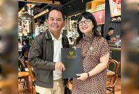 Gubernur Kalteng Agustiar Sabran bersama Wamendiktisaintek Stella Christie usai melakukan pertemuan membahas rencana pembangunan Sekolah Garuda di Jakarta, beberapa hari lalu. (SI/Dokpri)