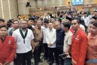Wakil Ketua DPR RI Sufmi Dasco Ahmad bersama Saan Mustopa dan Cucun Ahmad Syamsurizal saat menerima perwakilan mahasiswa di kompleks parlemen, Jakarta, Rabu (3/9/2025). (ANTARA/Bagus A Rizaldi)