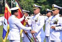 Kepala Staf Angkatan Laut, (KSAL) Laksamana TNI Dr. Muhammad Ali, S.E., M.M., M.Tr.Opsla, kepada Komandan Lanal Banjarmasin, Kolonel Laut (P) Ahmad Ahsan, S.E., M.Tr.Hanla., M.M.. (SuarIndonesia/Ist)