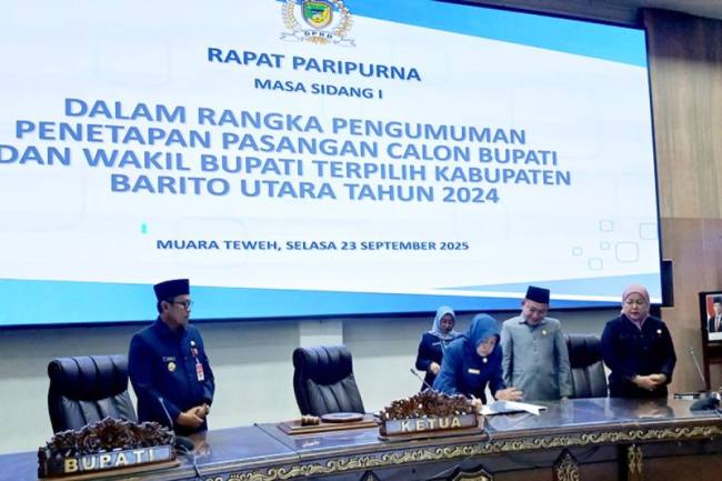 DPRD Barito Utara menggelar rapat paripurna I masa sidang dalam rangka pengumuman penetapan pasangan calon bupati dan wakil bupati terpilih di ruang sidang DPRD, Muara Teweh, Selasa (23/9/2025). (SI/ANTARA/Dokpri)
