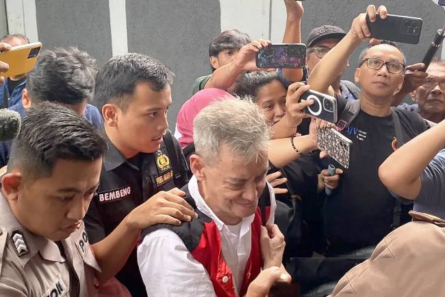 Fariz Roestam Munaf (Fariz RM) menghadiri sidang pembacaan vonis di Pengadilan Negeri Jakarta Selatan, Jakarta, Kamis (11/9/2025). (ANTARA/Luthfia Miranda)