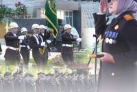 Kajati Kalsel, Rina Virawati, SH, MH.
ketika bertindak sebagai inspektur upacara pada puncak Peringatan Hari Lahir Kejaksaan Republik Indonesia ke-80 Tahun 2025, di halaman Kantor Kejati Kalsel, Banjarbaru, (2/9/2025). (SuarIndonesia/Ist)