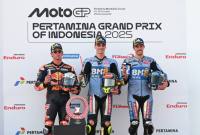 
Podium Juara MotoGP Mandalika, dari kiri: Pedro Acosta, Fermin Aldeguer dan Alex Marquez. (X @Twitter Michelin Motorsport @Michelin_Sport)