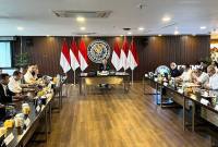 Menteri Koordinator Bidang Infrastruktur dan Pembangunan Kewilayahan Agus Harimurti Yudhoyono (AHY) memimpin Rapat Koordinasi Tingkat Menteri terkait Implementasi Rencana Aksi Nasional Penanganan Kendaraan Lebih Dimensi dan Lebih Muatan atau ODOL di Jakarta, Senin (6/10/2025). (ANTARA/Harianto)