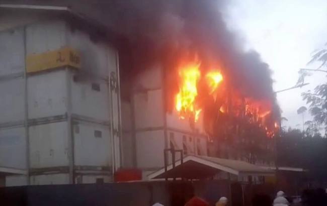 Kebakaran yang melanda di Tower 14 HPK IKN di Kecamatan Sepaku, Kabupeten Penajam Paser Utara, Provinsi Kalimantan Timur, Rabu (1/10/2025). (SI/ANTARA/DOKPRI)