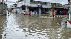 Kondisi banjir di salah satu titik di Samarinda, Rabu (22/10/2025). (ANTARA/A Rifandi)