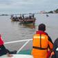 Tim SAR Gabungan akhirnya menemukan korban terakhir insiden tenggelamnya  kelotok (perahu bermesin) ukuran besar di Perairan  Barito, tepat di depan PT Australbyna, Banjarmasin, Kalimantan Selatan, Sabtu (4/10/2025) pukul 16.50 WITA (SuarIndonesia/Ist)