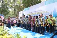 Momentum Peringatan Hari Anak Nasional (HAN) ke-41 Tahun 2025 yang berlangsung di kawasan Loksado, Kabupaten HSS, Selasa (7/10/2025). (SuarIndonesia/Adv)