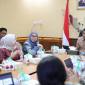 Wali Kota Banjarbaru Erna Lisa Halaby dalam rapat sinkronisasi data antara Bank Indonesia dan Bank Kalsel yang digelar pada 24 Oktober 2025 di Gedung H Lantai 8, Kementerian Dalam Negeri, Jakarta. (Foto: Prokopim Setda Banjarbaru)
