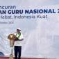 Menteri Pendidikan Dasar dan Menengah (Mendikdasmen) Abdul Mu'ti membuka kegiatan Peluncuran Bulan Guru Nasional 2025 di SLB-A Pembina Tingkat Nasional Jakarta, Jakarta Selatan pada Jumat (31/10/2025). (ANTARA/Hana Kinarina)