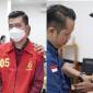 Kejati Kalteng menangkap dua tersangka korupsi pengadaan internet Rp 1,5 miliar di Seruyan. (Foto: Dok Kejati Jateng)