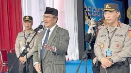 Ketua Komisi Percepatan Reformasi Polri, Prof Jimly Asshiddiqie dalam Apel Kasatwil 2025 di Satlat Brimob Cikeas, Kabupaten Bogor, Jawa Barat, Senin (24/11/2025). (Foto: Antara/M Fikri Setiawan)