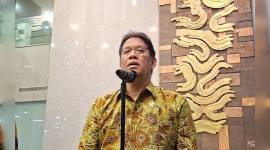 Menteri Keuangan (Menkeu) Purbaya Yudhi Sadewa menjawab pertanyaan awak media di Jakarta. (ANTARA/Aji Cakti)