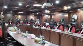 MKD DPR RI menggelar sidang putusan kasus dugaan pelanggaran kode etik Anggota DPR RI nonaktif di kompleks parlemen, Jakarta, Rabu (5/11/2025). (ANTARA/Bagus A Rizaldi)