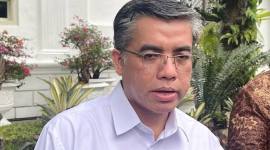 Menteri Ketenagakerjaan (Menaker) Yassierli usai rapat terbatas dengan Presiden Prabowo Subianto di Kompleks Istana Kepresidenan, Jakarta, Kamis (27/11/2025). (Foto: Antara/Fathur Rochman)
