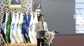 Menteri Koordinator Bidang Hukum, HAM, Imigrasi, dan Pemasyarakatan Yusril Ihza Mahendra menyampaikan pidato dalam acara Penguatan Komite TPPU dalam Upaya Disrupsi Kejahatan Judi Online dan Pencucian Uang di Indonesia di Kantor Pusat Pelaporan dan Analisis Transaksi Keuangan (PPATK), Jakarta, Selasa (4/11/2025). (ANTARA/DOK Kemenko Kumham Imipas)