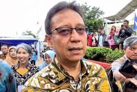 Menteri Kesehatan Budi Gunadi Sadikin memberi keterangan pers usai acara Groundbreaking Gedung Pelayanan VIP RSUD Prof Dr Margono Soekarjo, Purwokerto, Kabupaten Banyumas, Jawa Tengah, Selasa (18/11/2025) siang. (Foto: Antara/Sumarwoto)