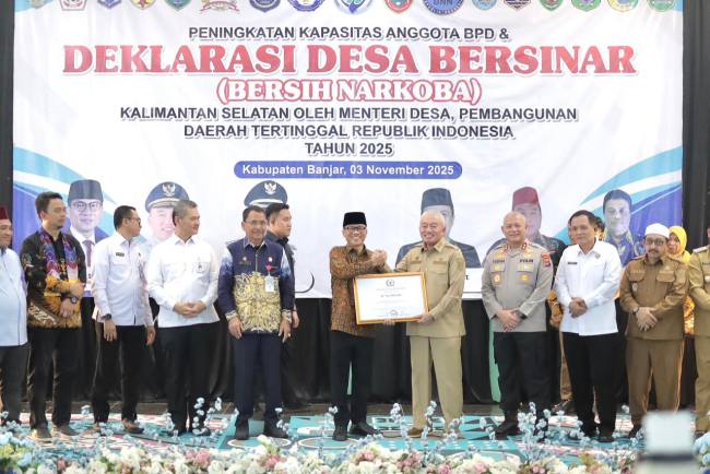 Deklarasi Desa Bersinar dan Peningkatan Kapasitas Anggota BPD se-Kalimantan Selatan, bertempat di Gedung Serbaguna Desa Indrasari, Martapura, Senin (3/11/2025) (SuarIndonesia/Ist)
