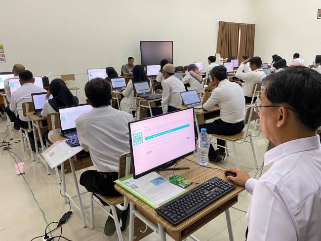 Tes Substansi Bakal Calon Kepala Sekolah (BCKS). se Kalsel. (SuarIndonesia/Adv)