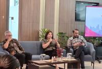 Managing Director Danantara Febriany Eddy (tengah) dalam acara Coffee Morning Session Danantara Asset Management di Jakarta, Jumat (14/11/2025) (Foto: ANTARA/Bayu Saputra)