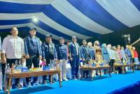 Porprov XII Kalimantan Selatan  resmi ditutup oleh Wakil Gubernur Kalimantan Selatan, Hasnuryadi Sulaiman, di Stadion Pertasi Kencana, Kabupaten Tanah Laut, Jumat (14/11/2025) malam. (SuarIndonesia/Adv)