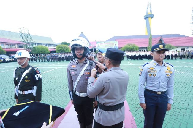 Apel Pasukan Operasi Zebra Intan 2025 di halaman Mapolresta Banjarmasin, Senin (17/11/2025) (SuarIndonesia/Ist)