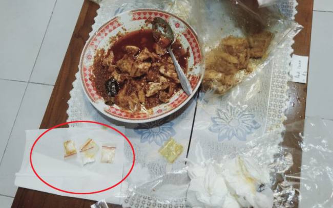 Empat paket sabu yang dimasukkan dalam makanan dan akan di selundupkan ke Lapas Sintang berhasil digagalkan oleh petugas Lapas Kelas IIB Sintang. (Foto: Humas Lapas Kelas IIB Sintang)