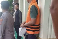 Ahmad Maulana, mantan Teller di Bank Cabang Kotabaru Unit Senakin, dua kali divonis bersalah oleh Hakim Pengadilan Tipikor Bnajaramsin, Kamis (20/11/2025) (SuarIndonesia/ZI)