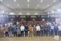 Rakor dilaksanakan di Gedung Idham Chalid Setdaprov Kalsel, Senin (24/11/2025). (SuarIndonesia/Adv)