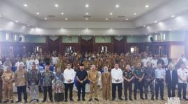 Rakor dilaksanakan di Gedung Idham Chalid Setdaprov Kalsel, Senin (24/11/2025). (SuarIndonesia/Adv)