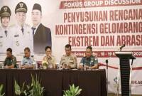 Badan Penanggulangan Bencana Daerah (BPBD) Provinsi Kalimantan Selatan terus memperkuat kesiapsiagaan menghadapi potensi bencana pesisir melalui penyusunan Rencana Kontingensi (Renkon) Gelombang Ekstrem dan Abrasi Tahun 2025. (Foto: Dok Pemprov Kalsel)
