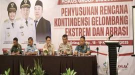 Badan Penanggulangan Bencana Daerah (BPBD) Provinsi Kalimantan Selatan terus memperkuat kesiapsiagaan menghadapi potensi bencana pesisir melalui penyusunan Rencana Kontingensi (Renkon) Gelombang Ekstrem dan Abrasi Tahun 2025. (Foto: Dok Pemprov Kalsel)