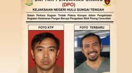 Kejari HST saat menerbitkan status DPO terhadap Eko Sunarko (ES) tersangka korupsi pengadaan bibit pisang cavendish di Barabai, Hulu Sungai Tengah, Kalimantan Selatan, beberapa waktu lalu. (Foto: Kejari HST)