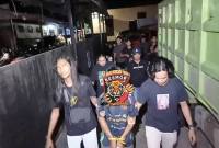 Pelaku berinisial SR (30) diduga tersangka perampokan yang menyebabkan korbannya meninggal dunia di Muara Teweh, Jumat, (28/11/2025). (Foto: Dok Humas Polres Barut)