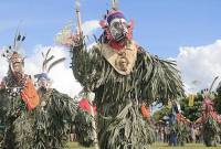 Ritual Adat Lom Plai. (Foto: Dok Hutan Lindung Wehea)