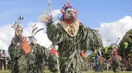 Ritual Adat Lom Plai. (Foto: Dok Hutan Lindung Wehea)
