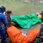 Tim Gabungan saat mengevakuasi jasad WNA asal Malaysia di aliran sungai Patek, Kutai Kartanegara.  (Foto: Istimewa)